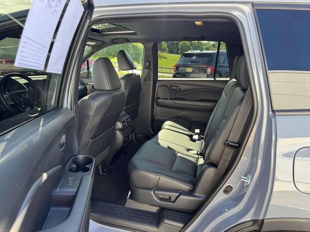 Used 2025 Honda Passport EX-L image 19