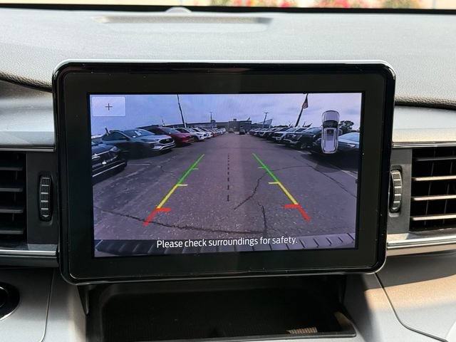 Certified 2024 Ford Explorer XLT w/ Equipment Group 202A AWD/4WD image 14