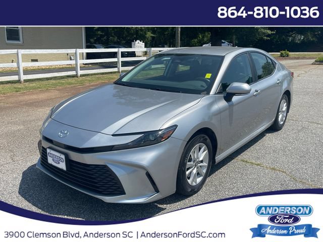 Used 2025 Toyota Camry LE FWD image 1
