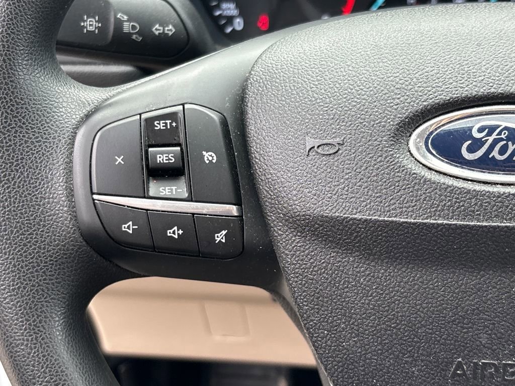 Certified 2022 Ford Escape SE image 18