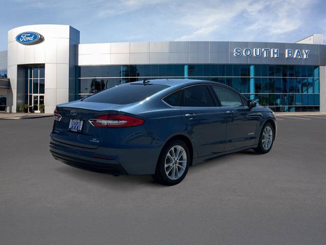 Certified 2019 Ford Fusion SE FWD image 5