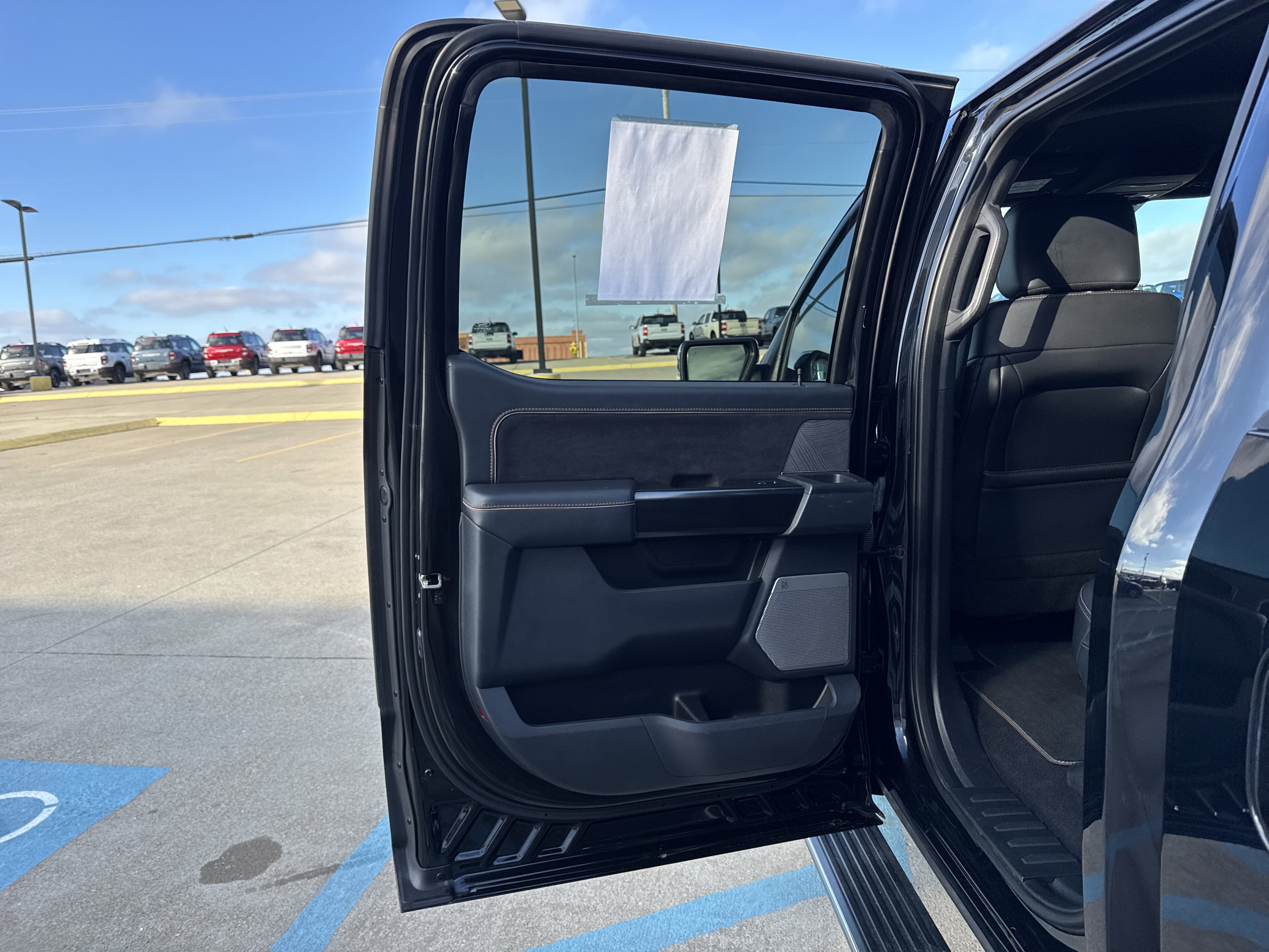 Certified 2023 Ford F150 Platinum image 31