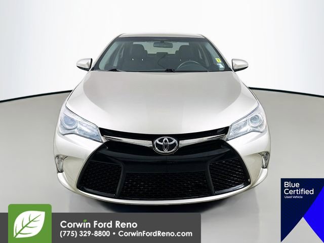 Used 2017 Toyota Camry SE image 2