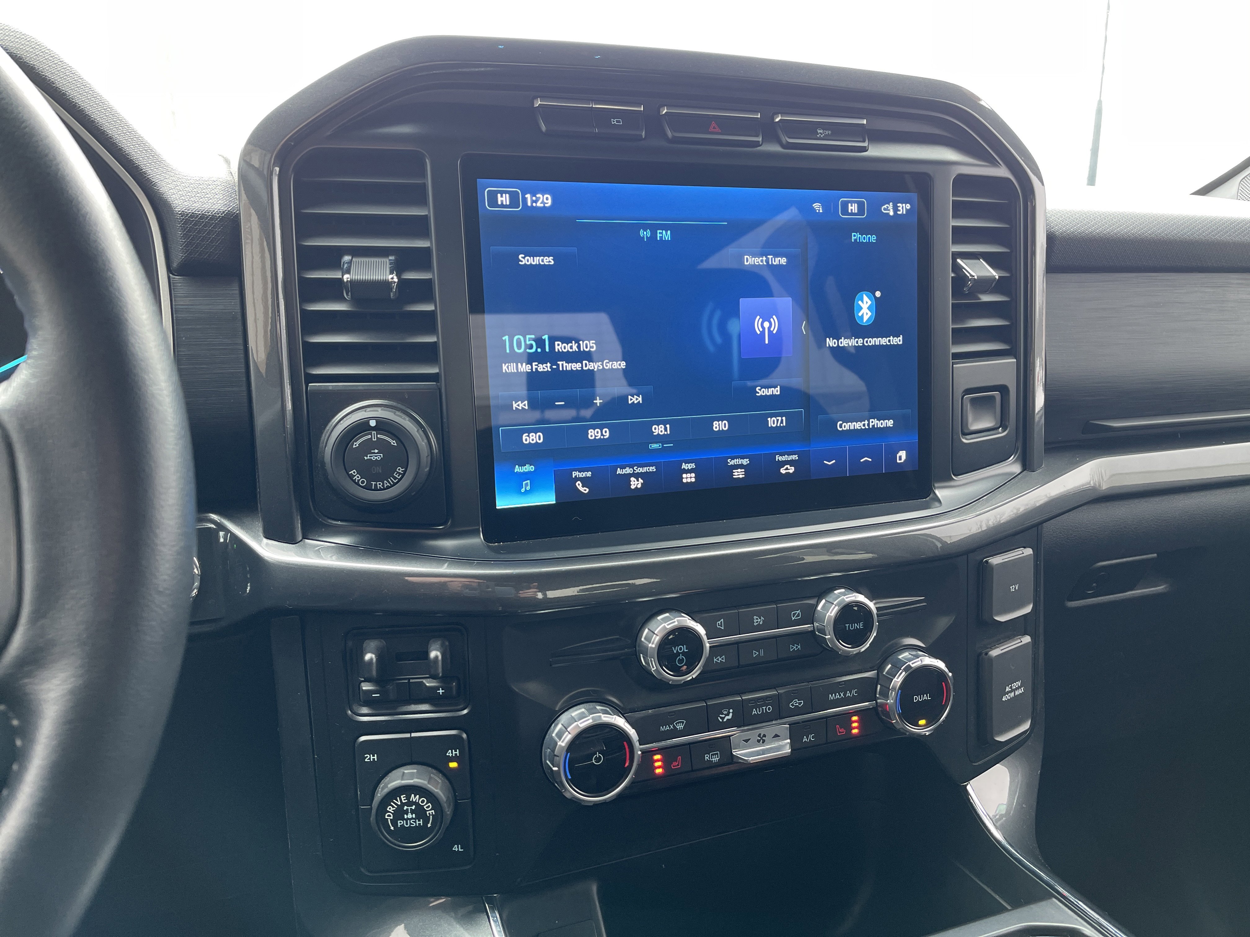 Certified 2022 Ford F150 XLT w/ Equipment Group 302A High image 17