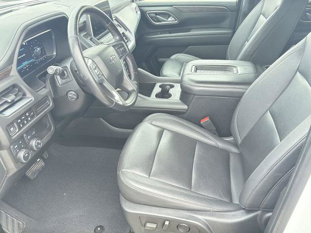 Used 2022 Chevrolet Suburban Z71 w/ Luxury Package AWD/4WD image 10