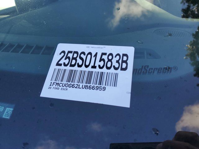 Certified 2020 Ford Escape SE image 4
