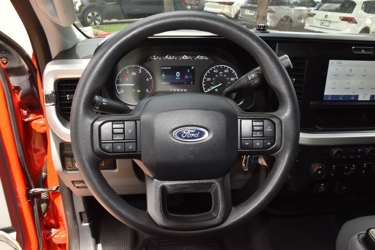 Certified 2025 Ford F350 XL w/ XL Chrome Package RWD image 19
