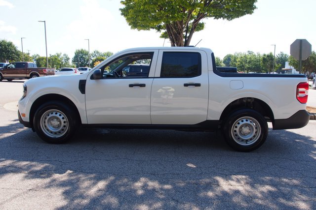 Certified 2025 Ford Maverick XL FWD image 4