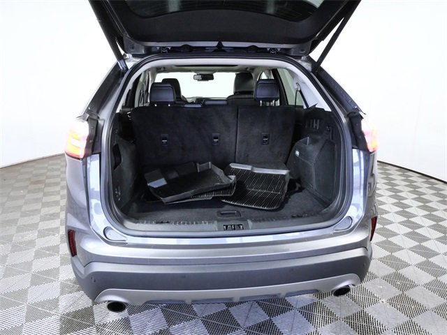 Certified 2022 Ford Edge Titanium w/ Equipment Group 301A image 9