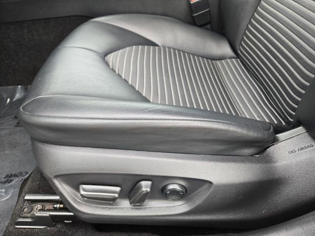 Used 2021 Toyota Camry SE image 22