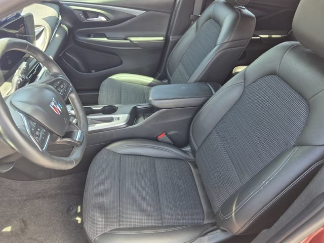 Used 2025 Buick Envista Sport Touring w/ Convenience I Package FWD image 26