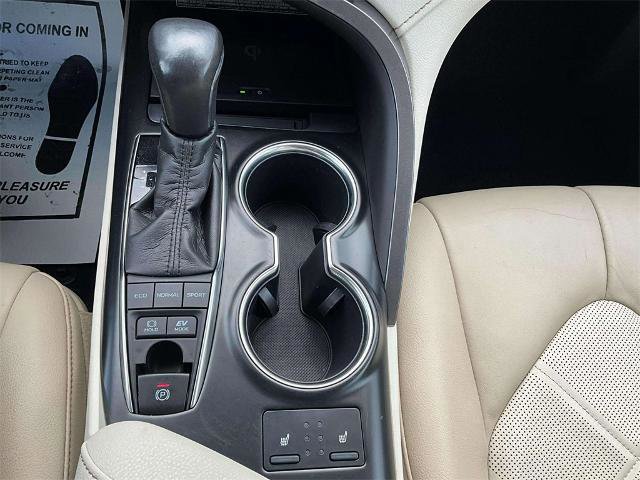 Used 2019 Toyota Camry XLE image 20