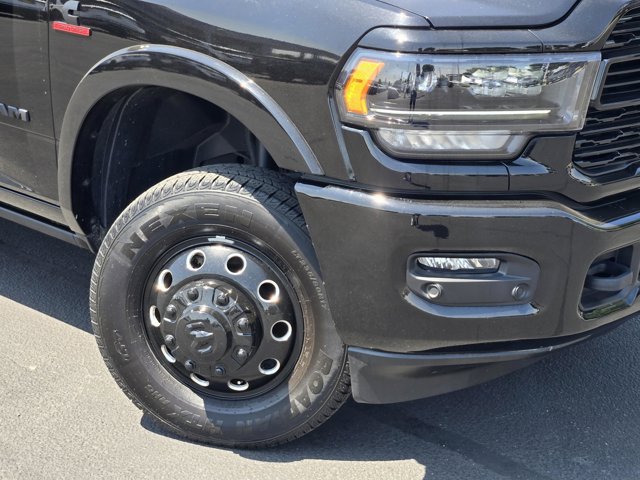 Used 2022 RAM 3500 Limited AWD/4WD image 9