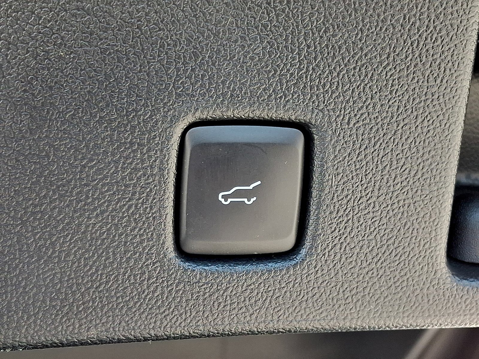 Certified 2023 Ford Escape SE FWD image 29