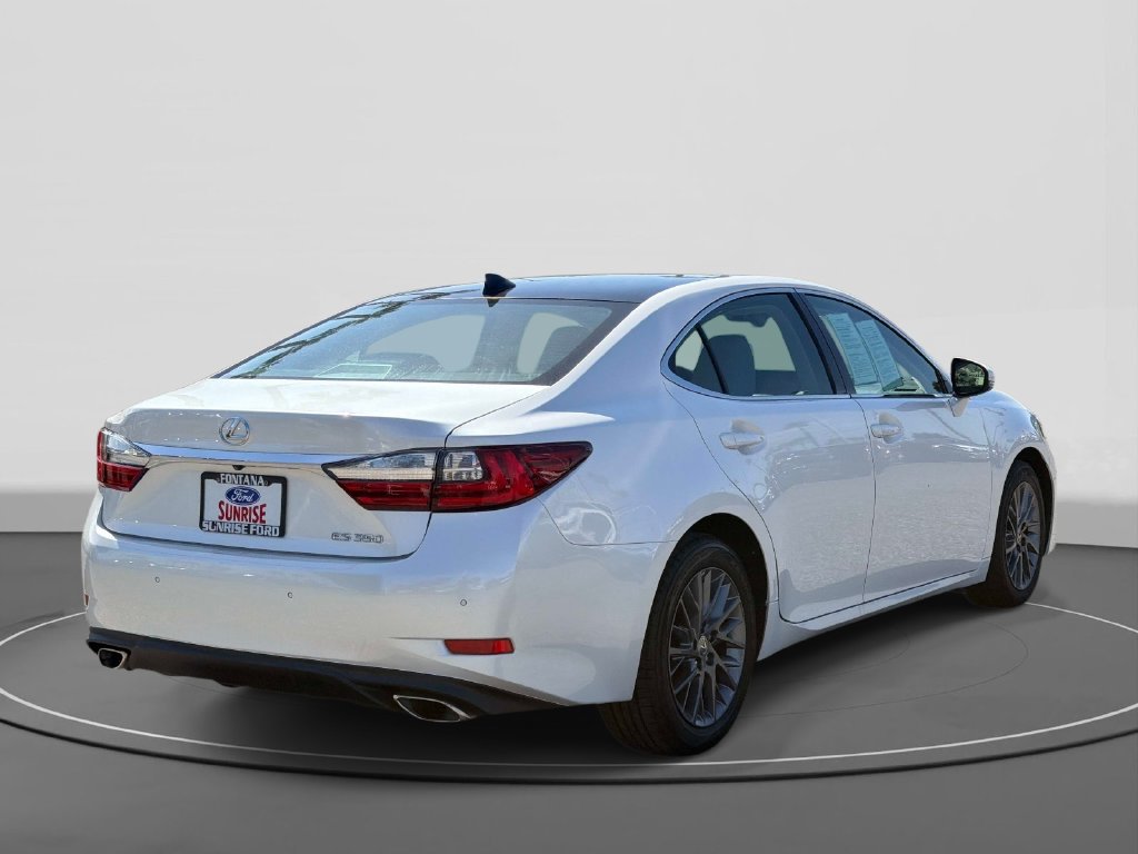Used 2018 Lexus ES 350 w/ Navigation System Package FWD image 5