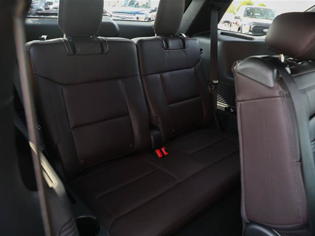 Certified 2025 Ford Explorer Platinum AWD/4WD image 40
