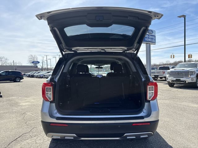 Certified 2023 Ford Explorer XLT w/ Equipment Group 202A image 19