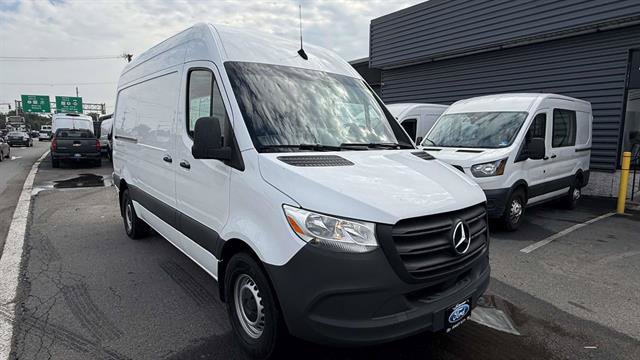 Used 2023 Mercedes-Benz Sprinter 2500 image 26