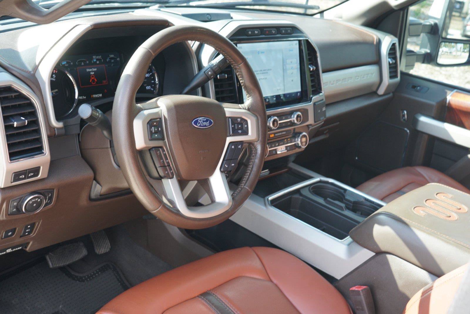 Certified 2022 Ford F250 King Ranch w/ King Ranch Ultimate Package AWD/4WD image 9