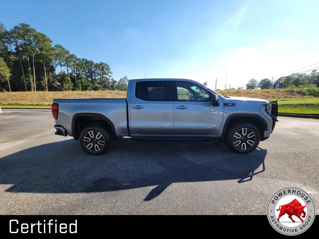 Used 2025 GMC Sierra 1500 AT4 w/ AT4 Premium Package AWD/4WD image 8
