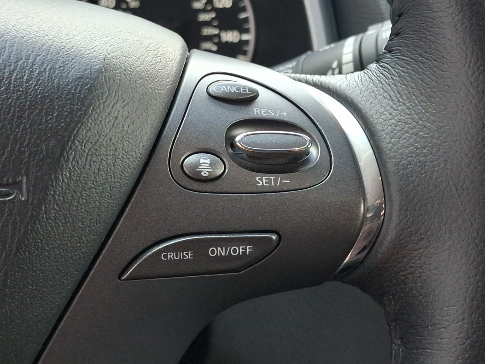 Used 2022 Nissan Murano SV w/ SV Midnight Edition Package FWD image 23