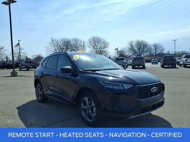 Certified 2024 Ford Escape ST-Line w/ Tech Pack #1 AWD/4WD image 3