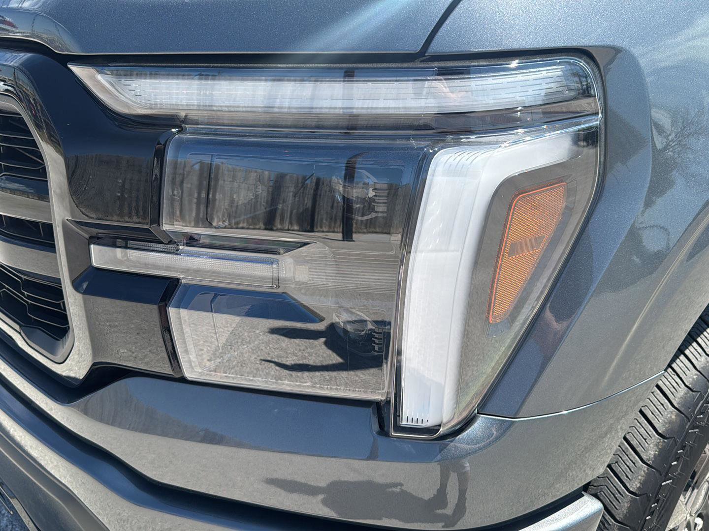 Certified 2025 Ford F150 Lariat w/ Equipment Group 501A Mid image 32