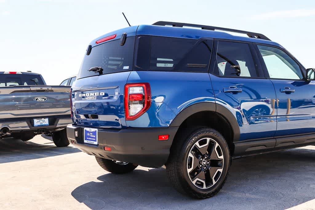 Certified 2023 Ford Bronco Sport Outer Banks w/ Tech Package AWD/4WD image 9