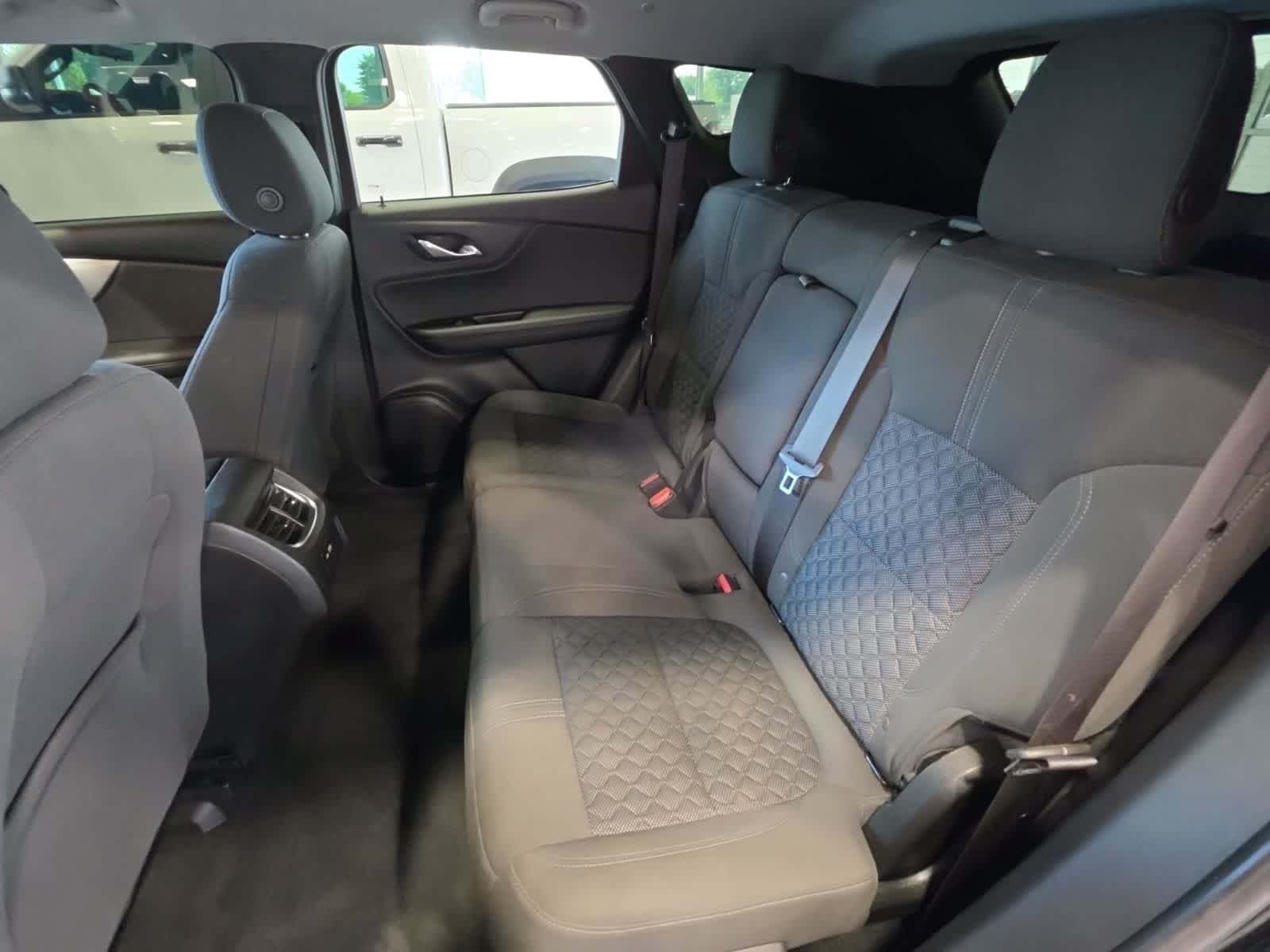 Used 2021 Chevrolet Blazer LT FWD image 29