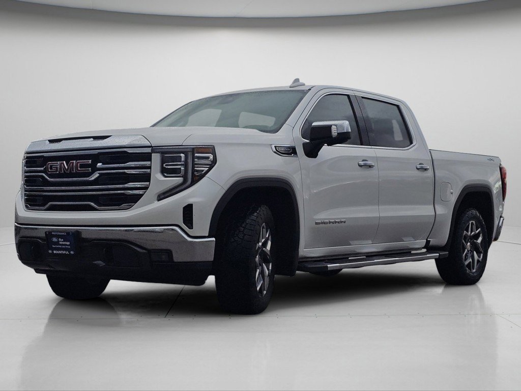 Used 2022 GMC Sierra 1500 SLT w/ SLT Convenience Package image 4