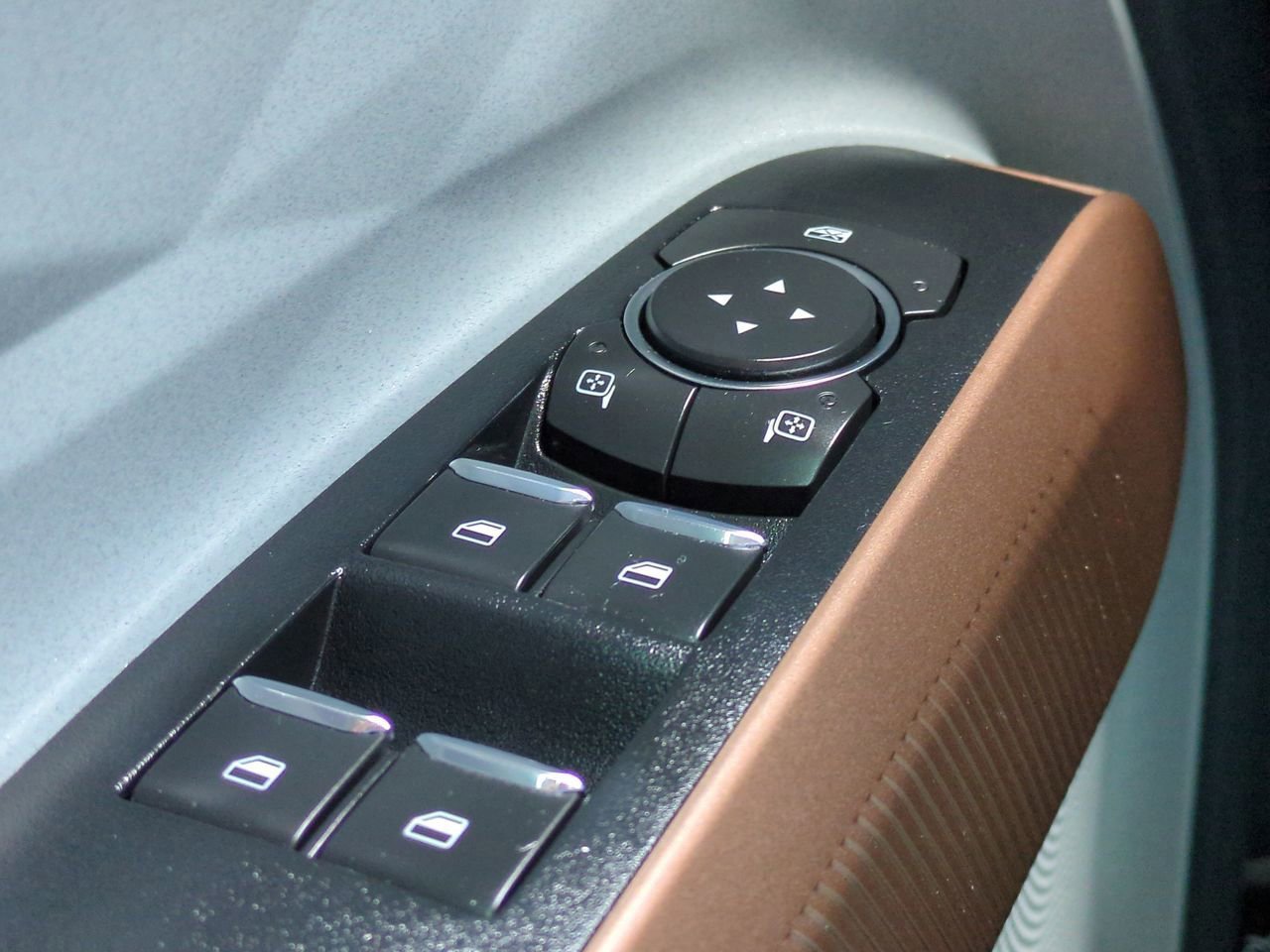 Certified 2022 Ford Maverick Lariat image 23