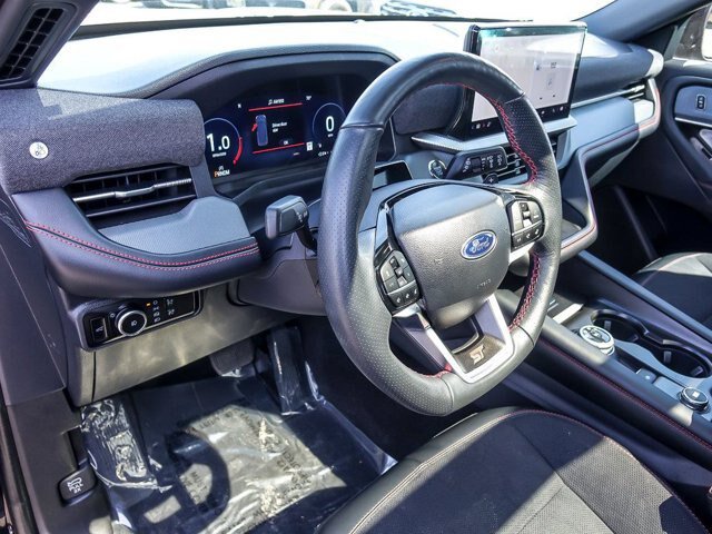 Certified 2025 Ford Explorer ST AWD/4WD image 14