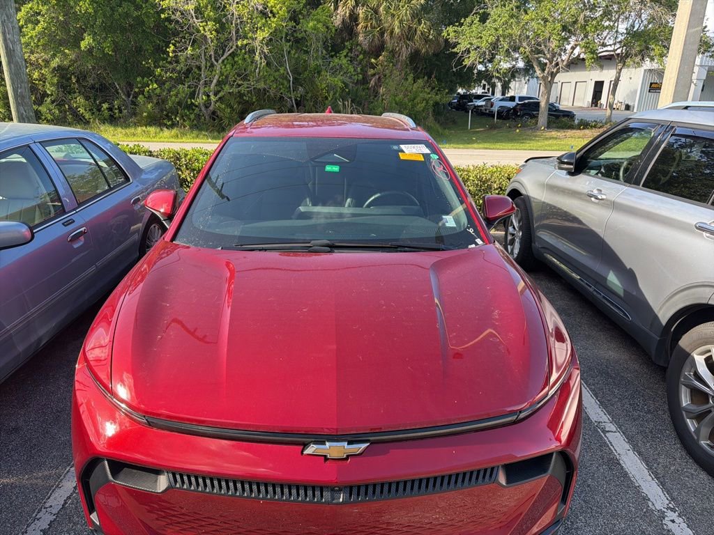 Used 2025 Chevrolet Equinox EV LT w/ Convenience Package image 16
