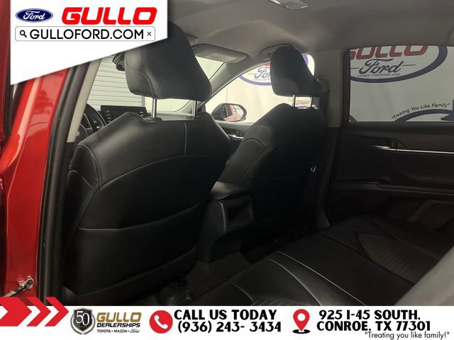 Used 2021 Toyota Camry SE FWD image 16