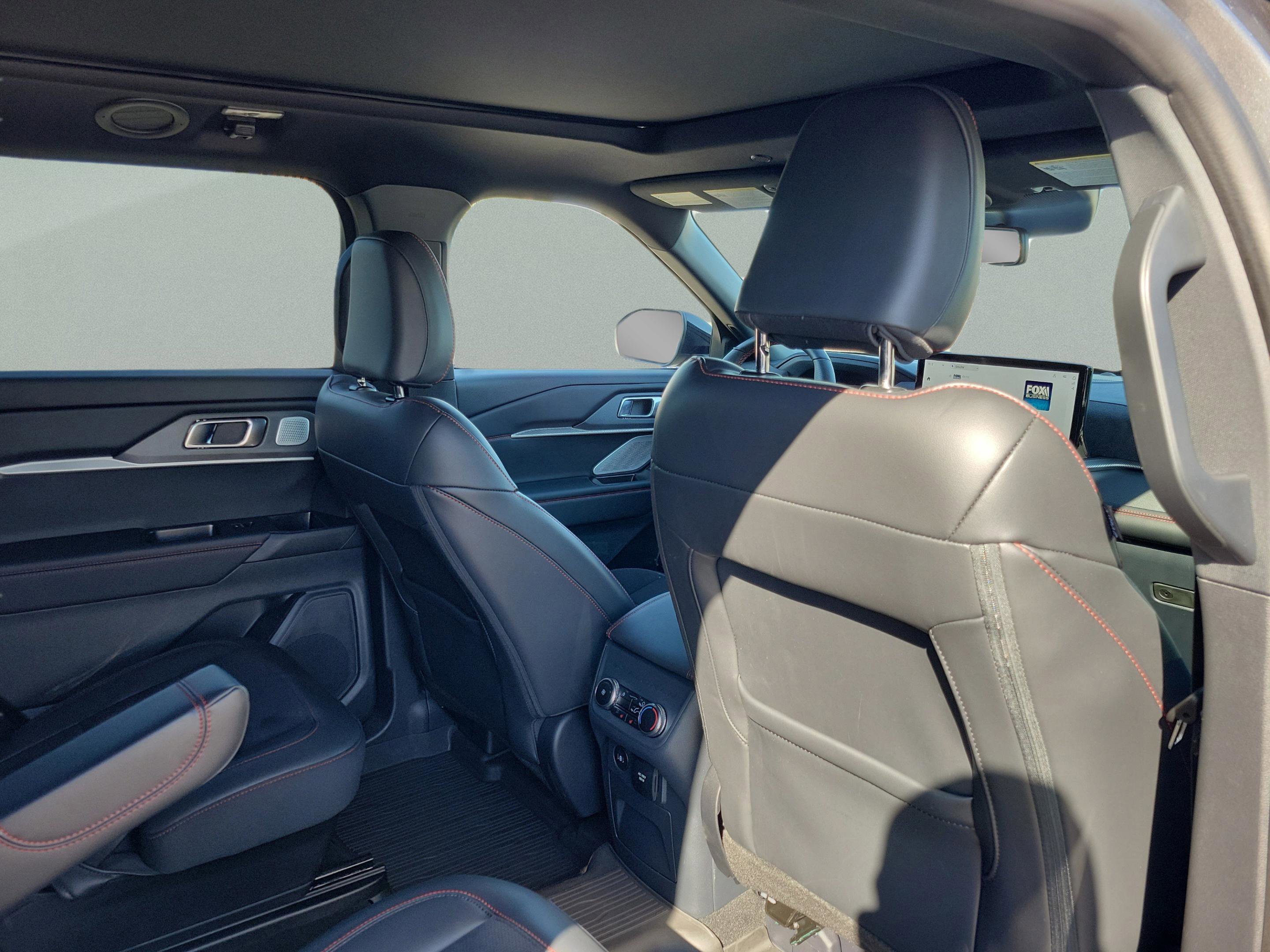 Certified 2025 Ford Explorer ST w/ Sun And Sound Package image 27