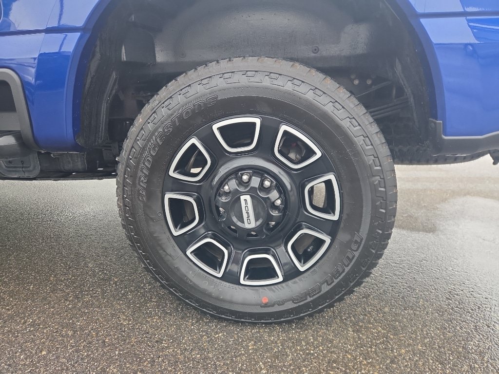 Certified 2026 Ford F350 Platinum AWD/4WD image 12