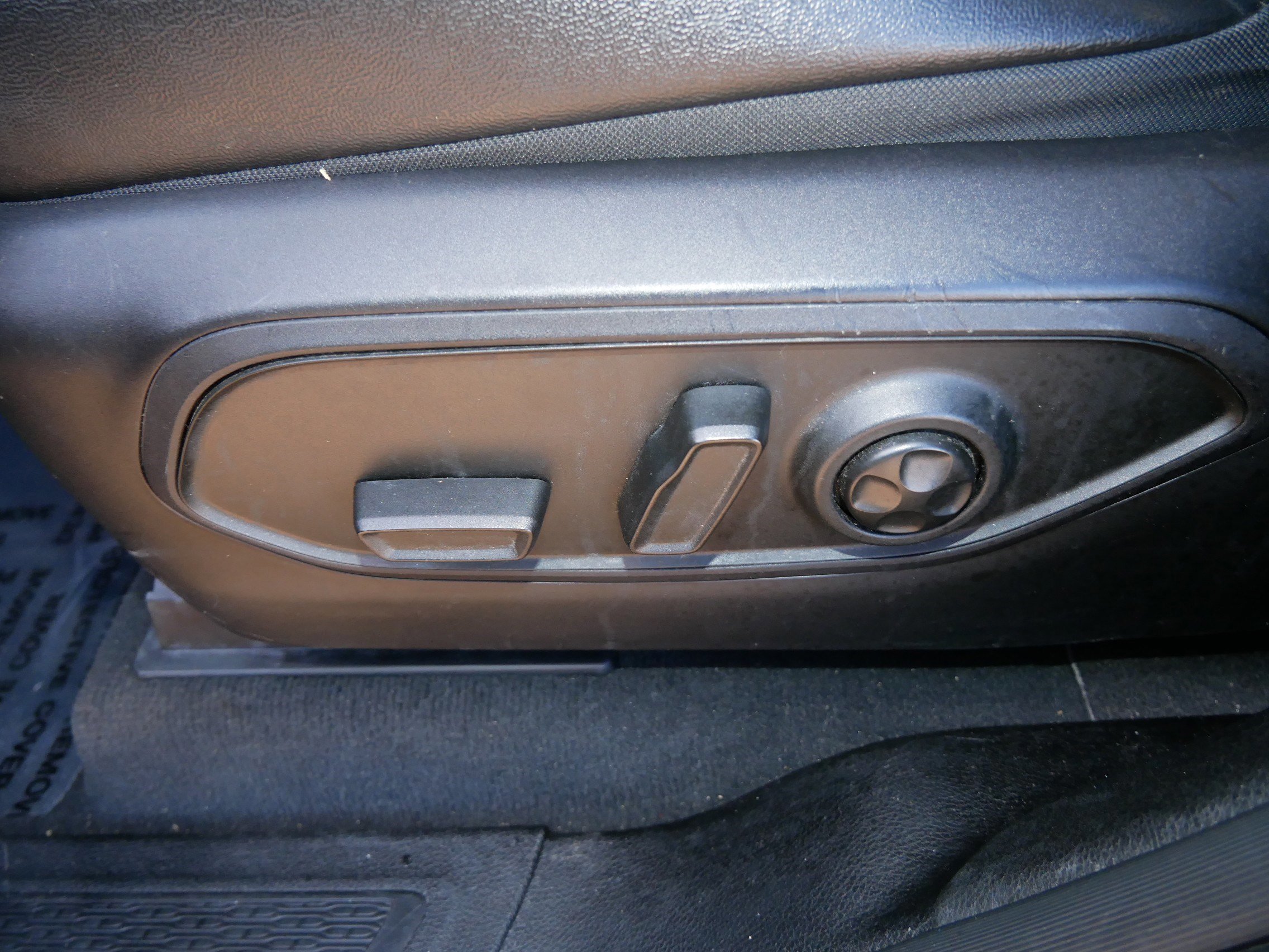 Used 2024 Jeep Grand Cherokee Limited 4xe image 19