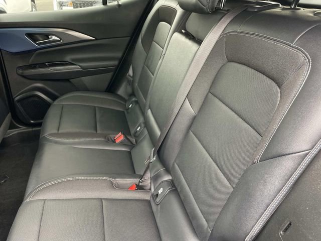 Used 2025 Chevrolet Equinox EV LT w/ Convenience Package image 34