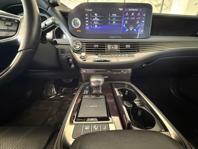 Used 2022 Lexus LS 500 AWD w/ Interior Upgrade Package image 15