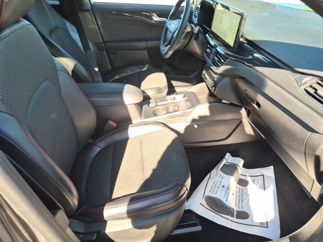 Certified 2023 Ford Escape ST-Line w/ Tech Pack #1 FWD image 36