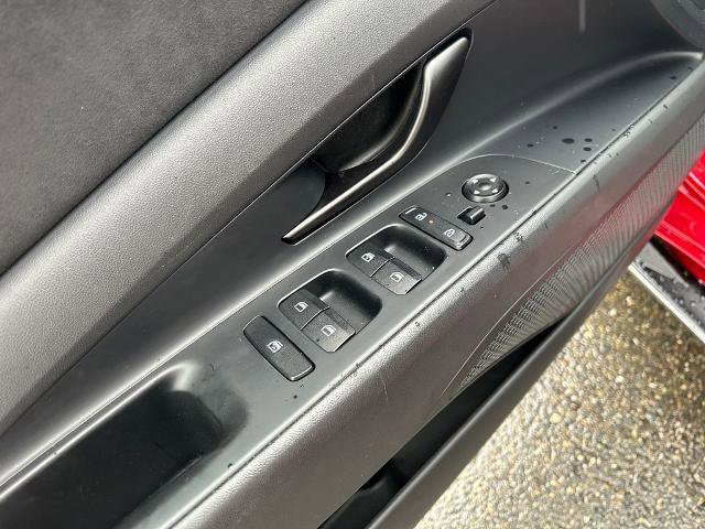 Used 2025 Hyundai Elantra N FWD image 20