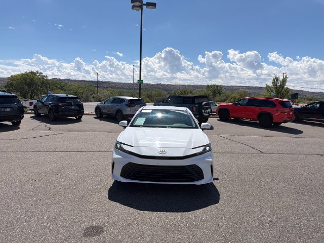 Used 2025 Toyota Camry LE FWD image 8