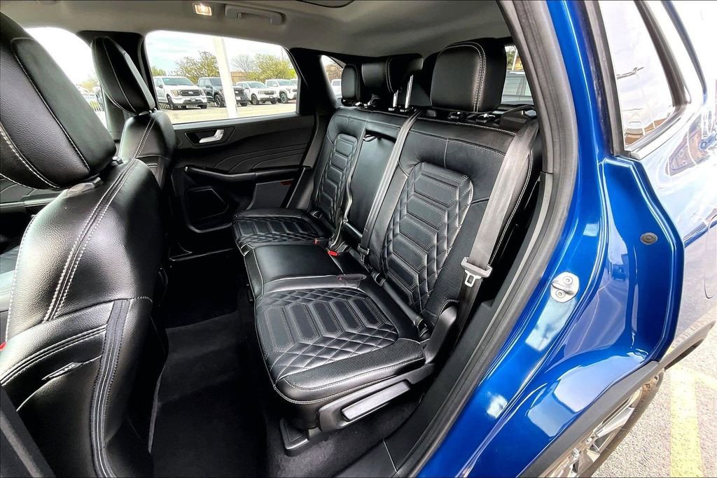 Certified 2023 Ford Escape Platinum w/ Premium Technology Package AWD/4WD image 25