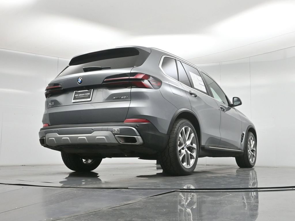 Used 2024 BMW X5 xDrive40i AWD/4WD image 51
