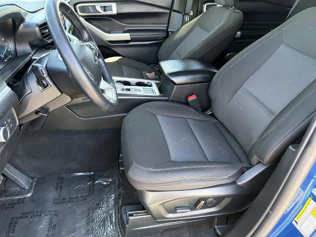 Certified 2022 Ford Explorer XLT RWD image 16
