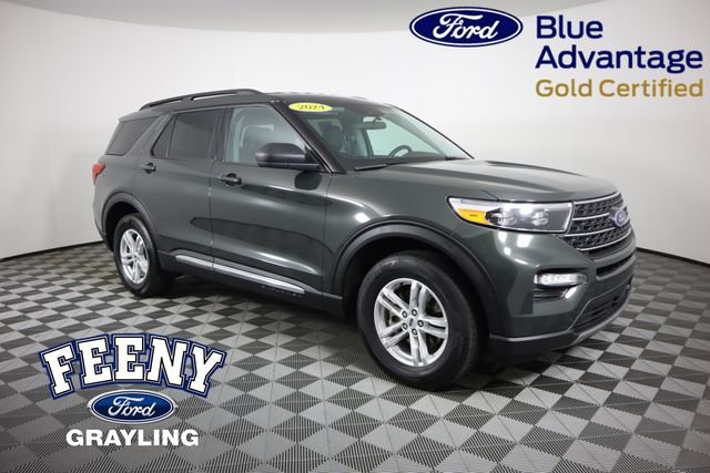 Certified 2024 Ford Explorer XLT w/ Equipment Group 202A AWD/4WD image 1