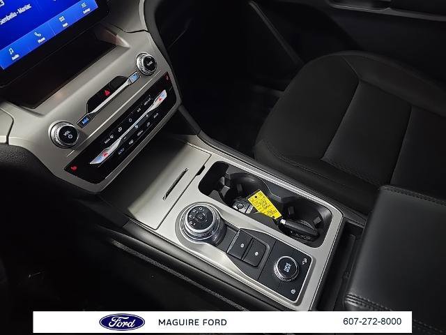 Certified 2022 Ford Explorer XLT image 30