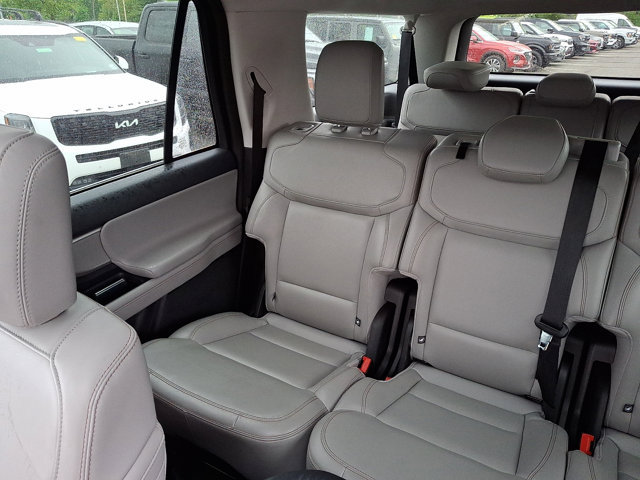 Certified 2025 Ford Expedition Max Active AWD/4WD image 17