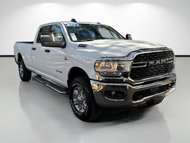 Used 2024 RAM 3500 Big Horn AWD/4WD image 2