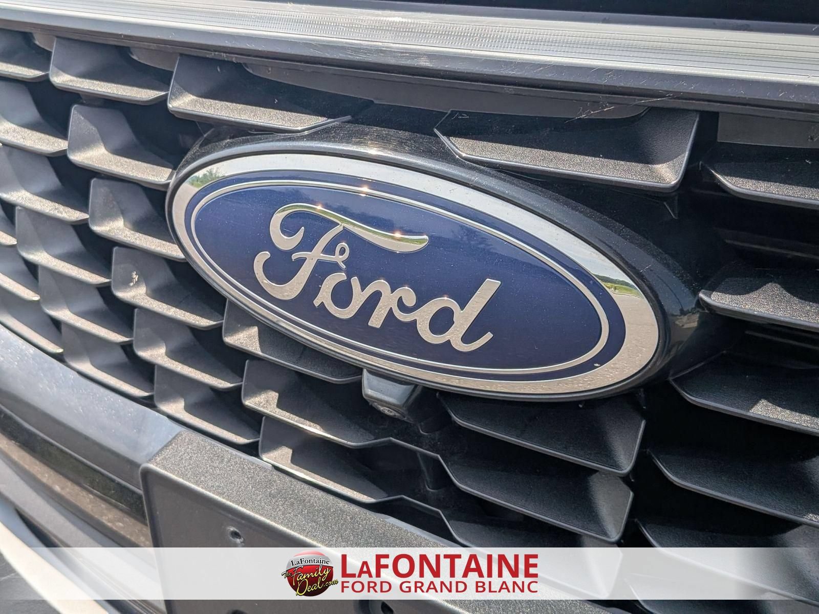 Certified 2024 Ford Escape Platinum AWD/4WD image 9